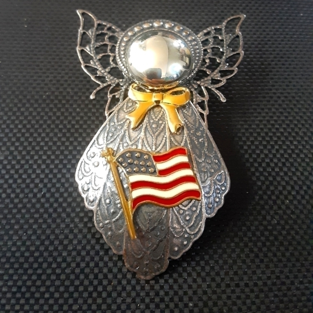 Patriotic Angle Pin Brooch